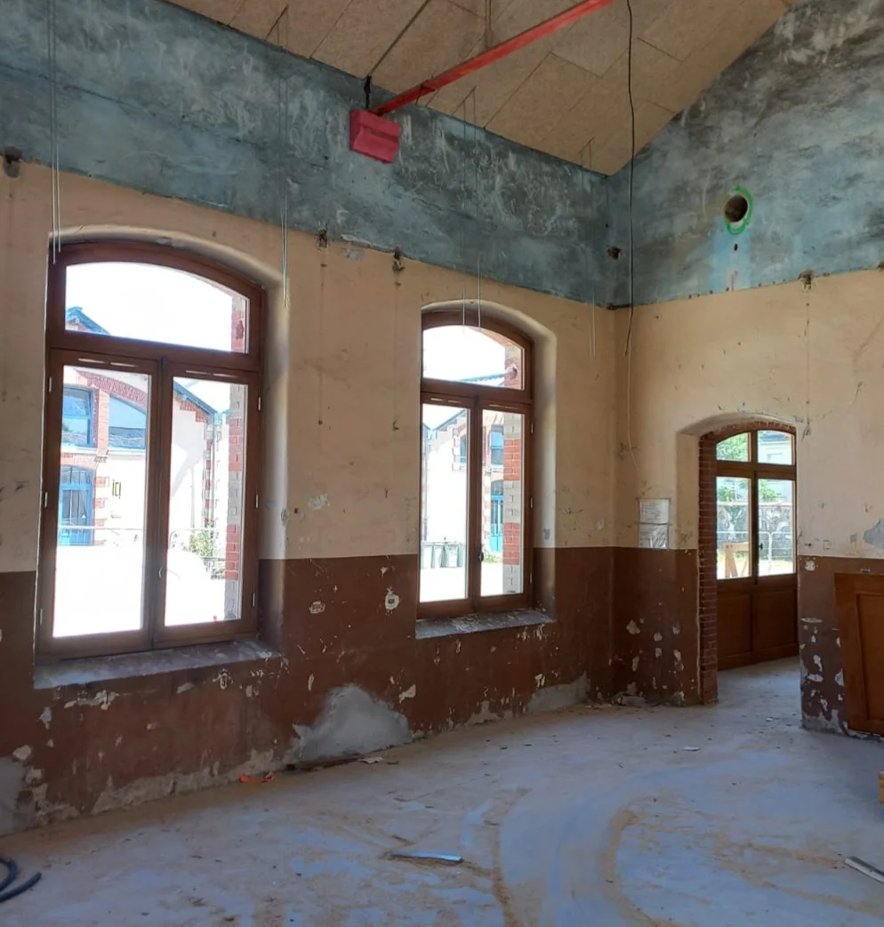 Menuiseries bois sur un bâtiment ancien à Nantes — photo 5